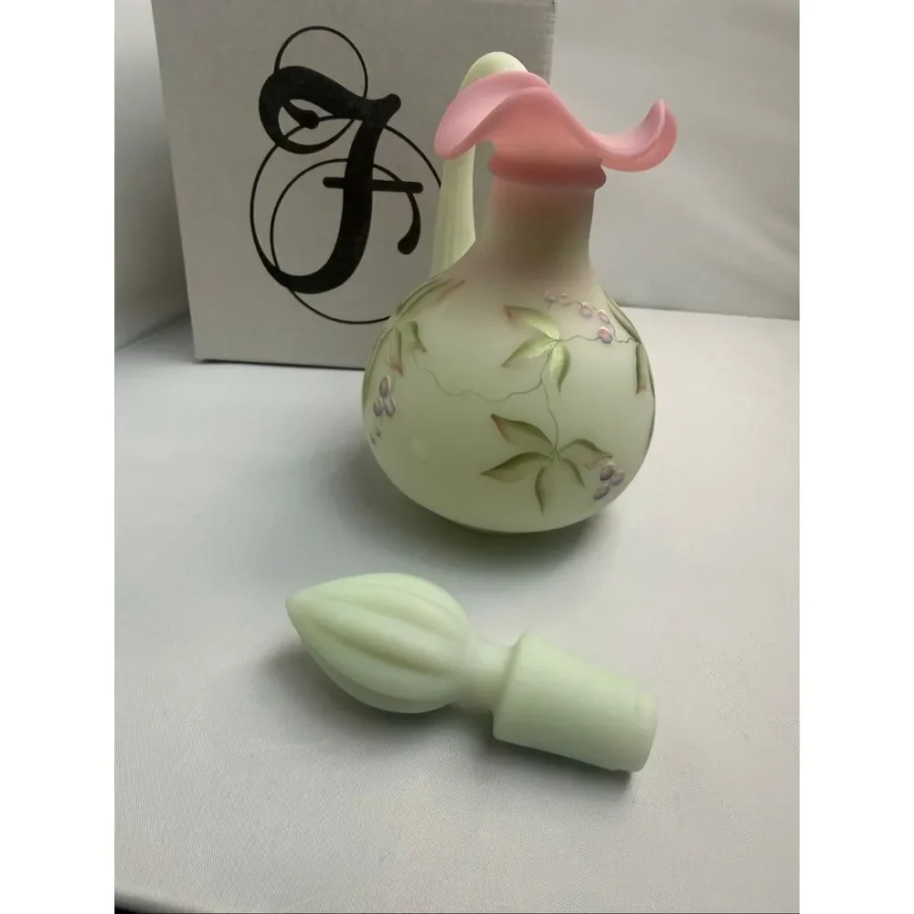 Fenton Lotus Mist Burmese Cruet – Historic Collection 2000 – Showcase Dealer Exc